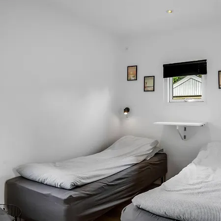 Rosmarie - 600m From The Sea By Interhome *